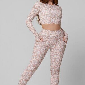 Lici Fit Activewear set - Capri